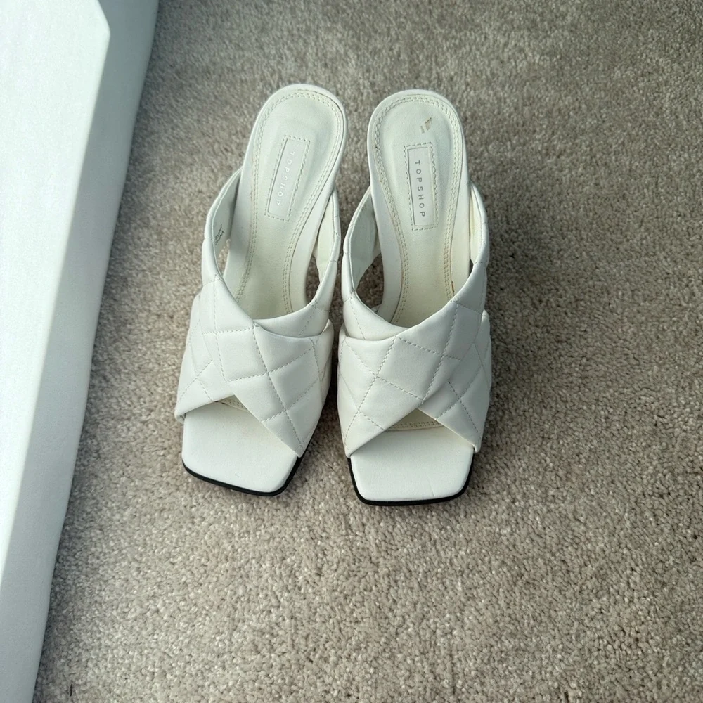 Topshop Quilted white Sandals for Women size 39 white open toe heels